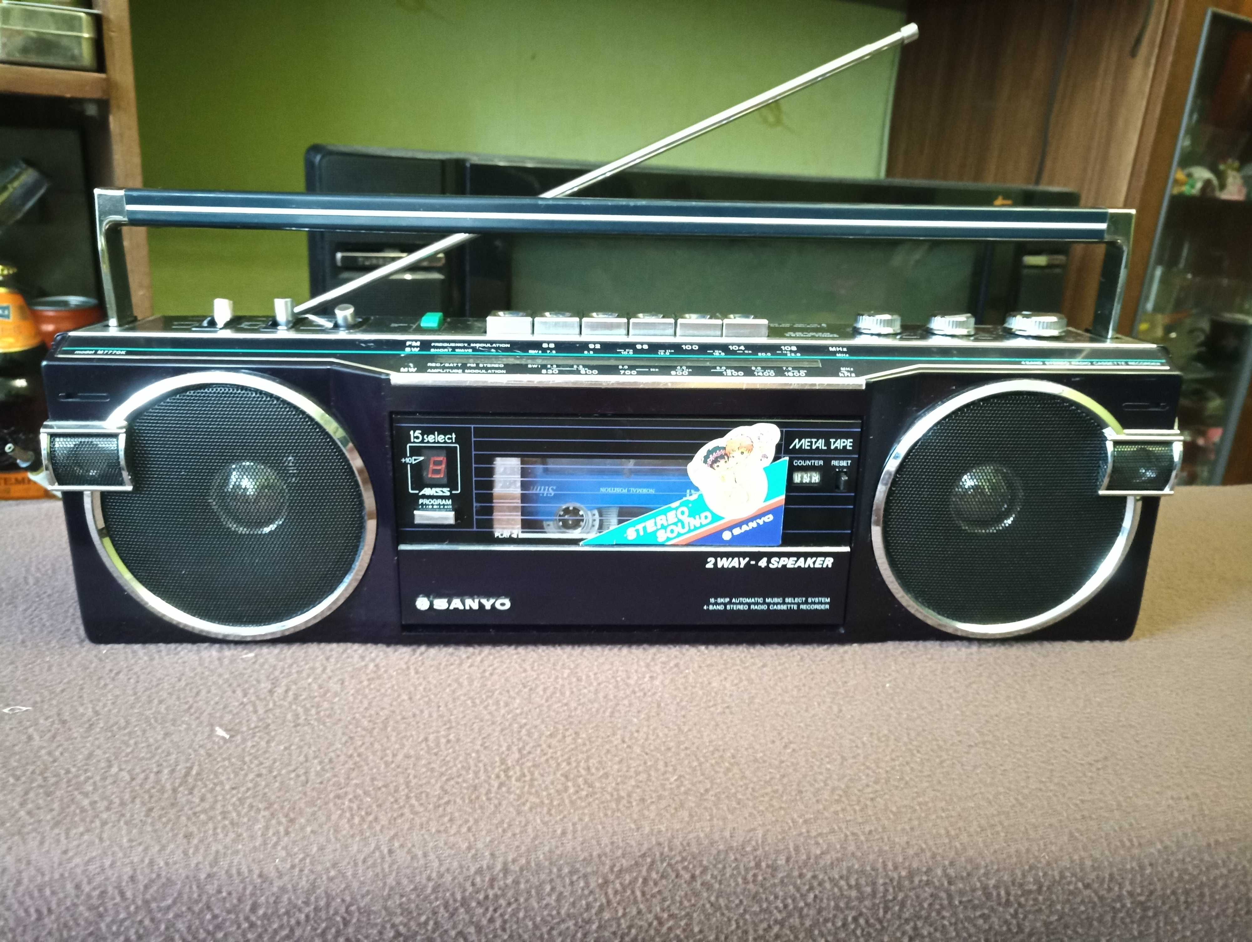 Продам экспортный радиоприемник Selena 223.