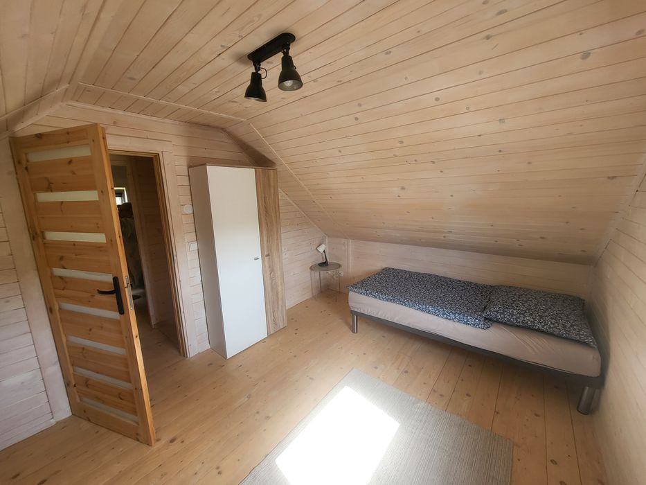 Komfortowy Domek 1 nad jeziorem Dadaj przy plaży z prywatnym pomostem