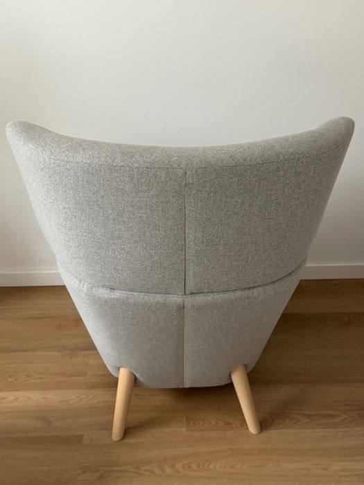 Poltrona IKEA OSKARSHAMN + repousa-pés (Tibbleby bege/cinzento)