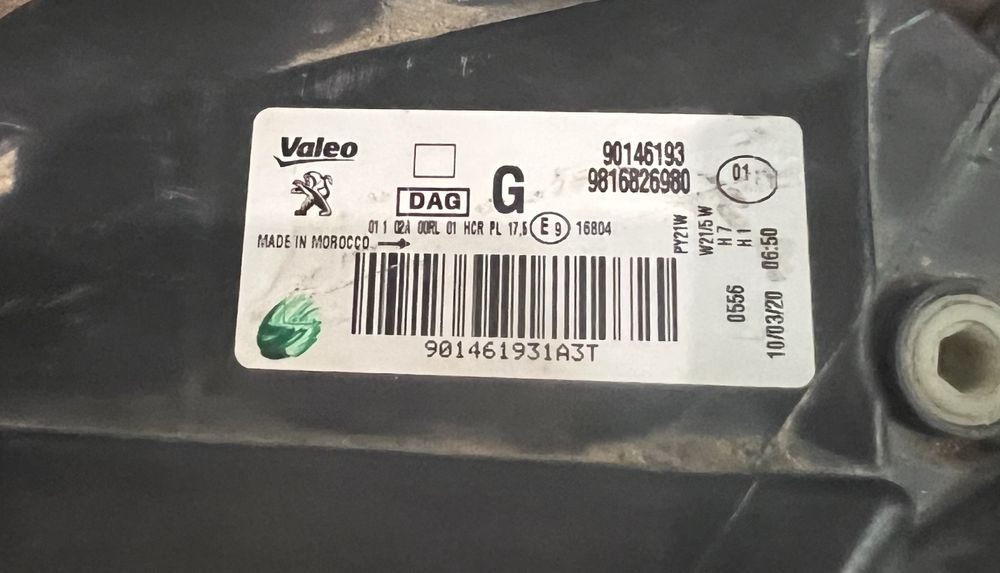 Farol esquerdo peugeot partner 2019 a 2014