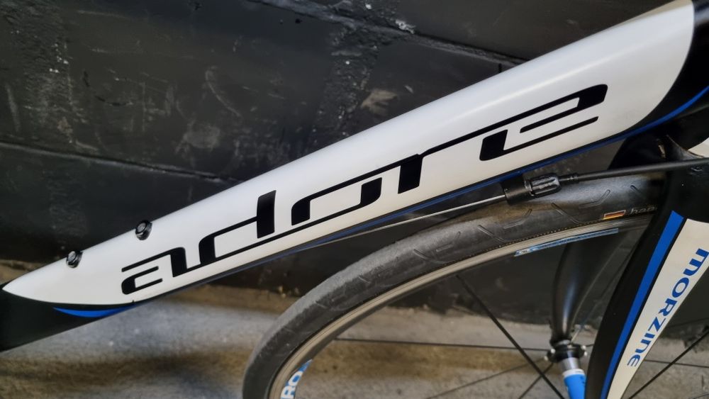 Rower szosowy Adore Morzine Shimano 105 Aluminium 59 cm Urban Bikes