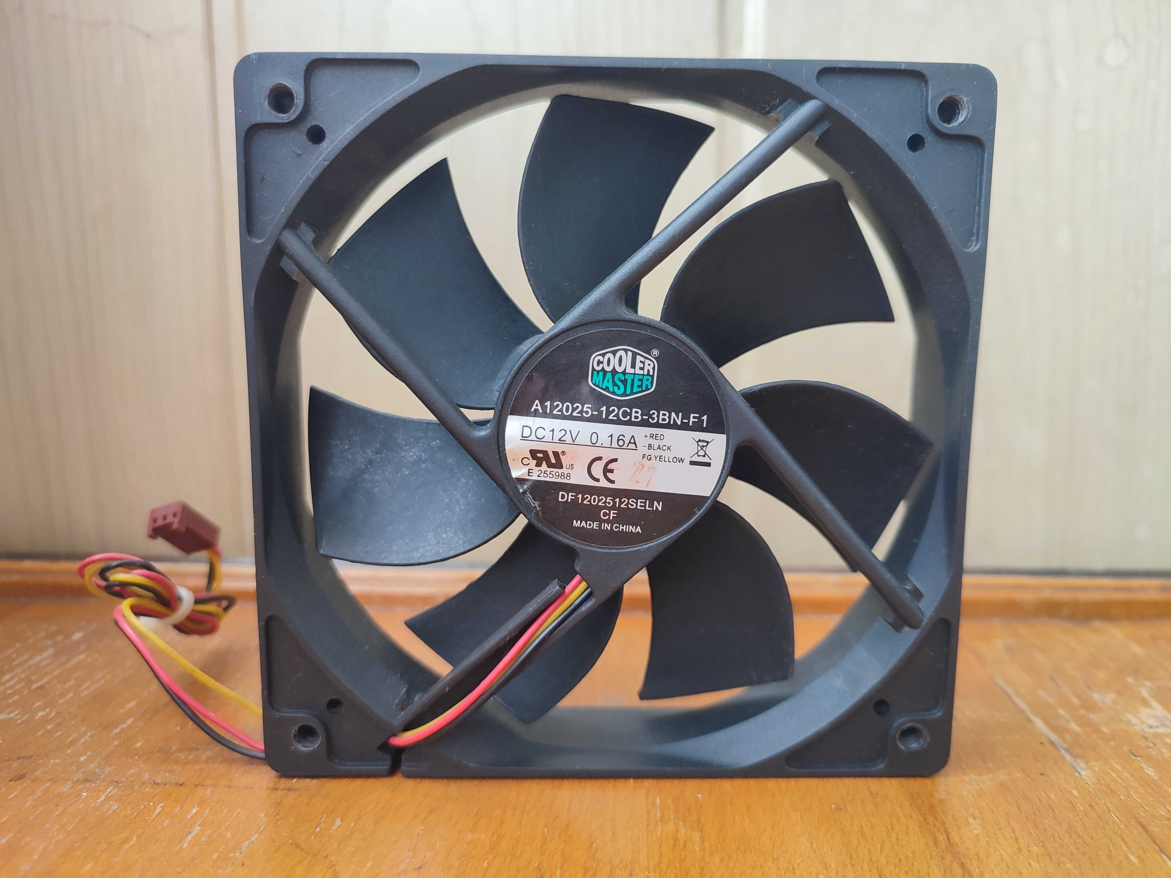 Корпусный вентилятор CoolerMaster 3 pin (120mm)