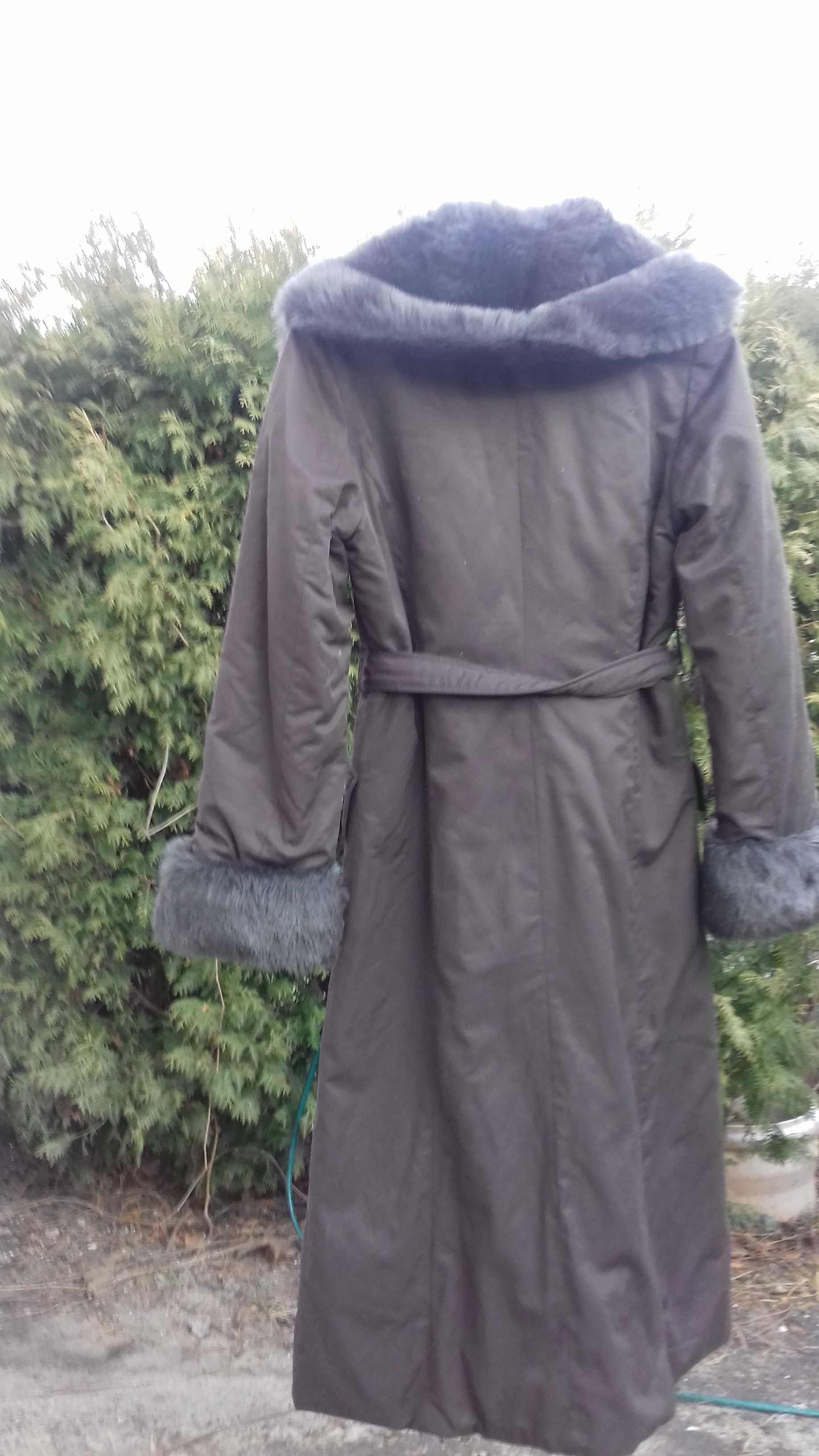 Пальто  женское р.44-46 зимнее.