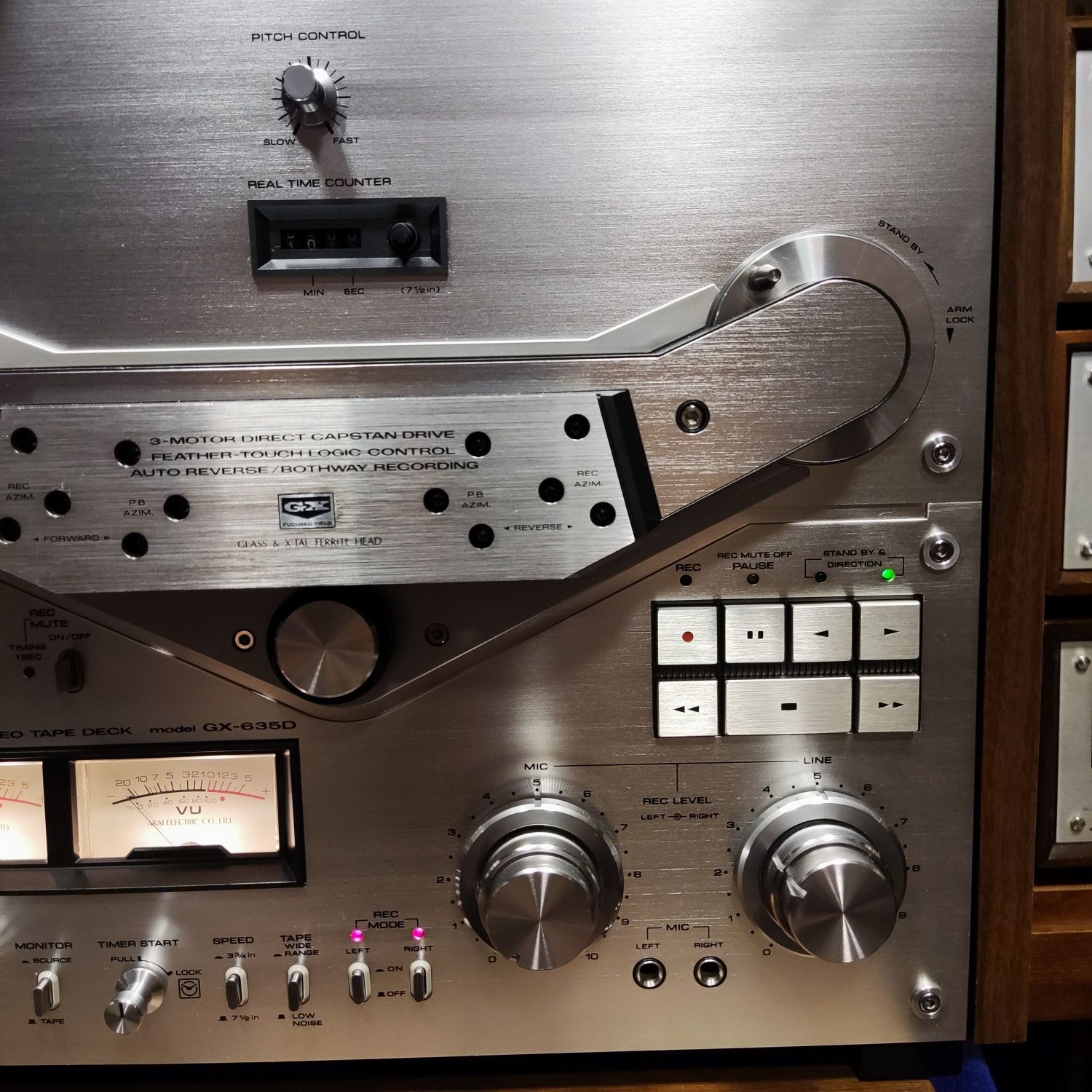 Magnetofon szpulowy Akai GX-635D