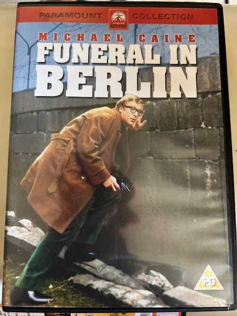 O Meu Funeral em Berlim com Michael Caine