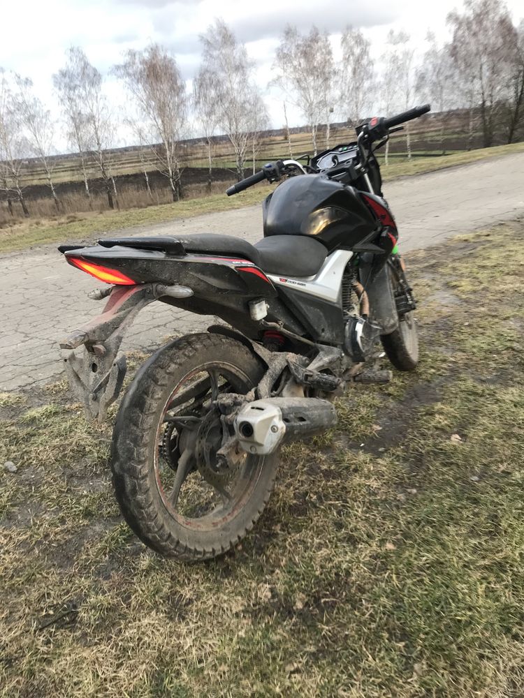 Мотоцикл Loncin jl200-68a cr1s