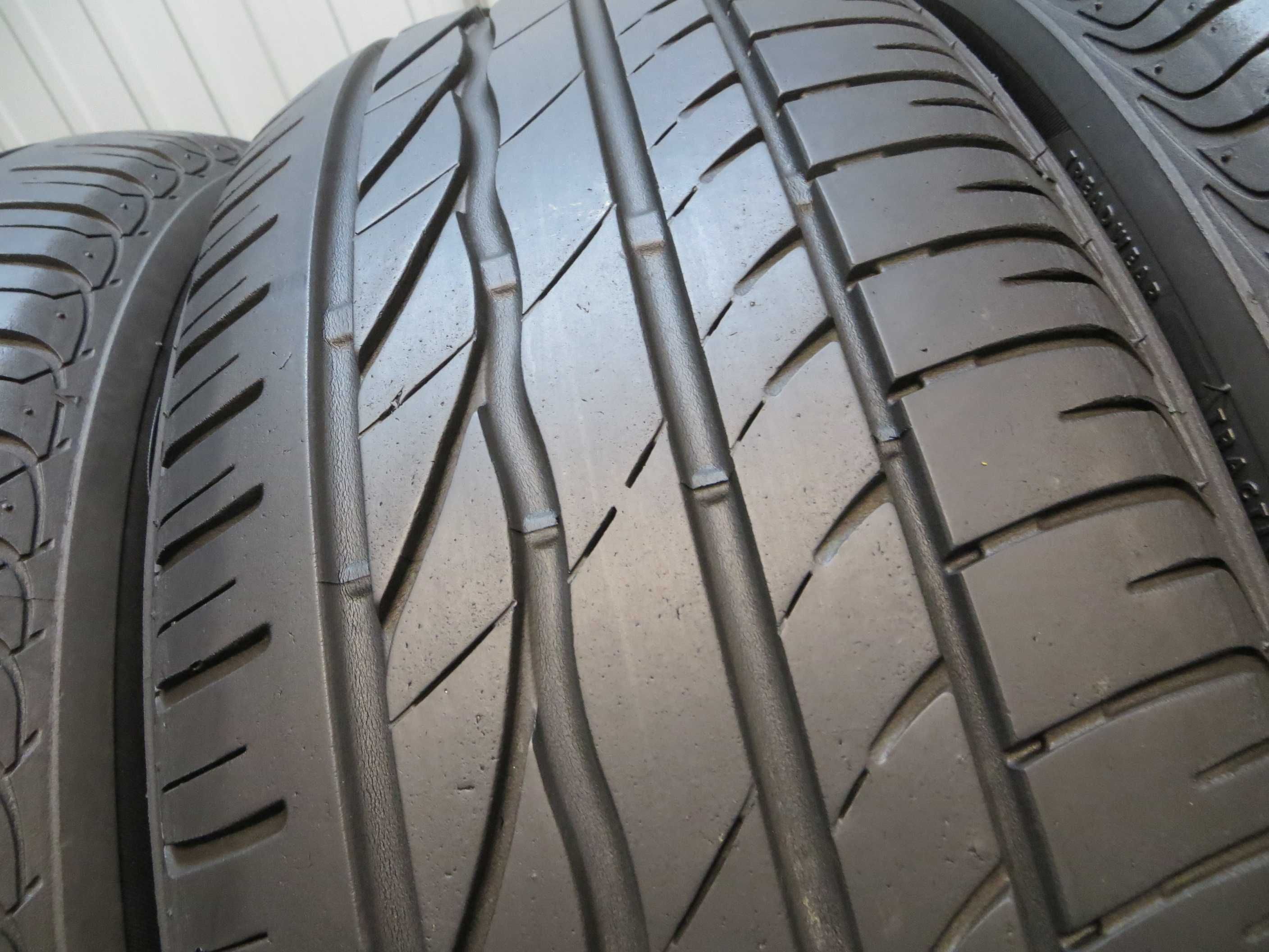 Opony letnie 215/55/17 cena za 4 szt. Bridgestone