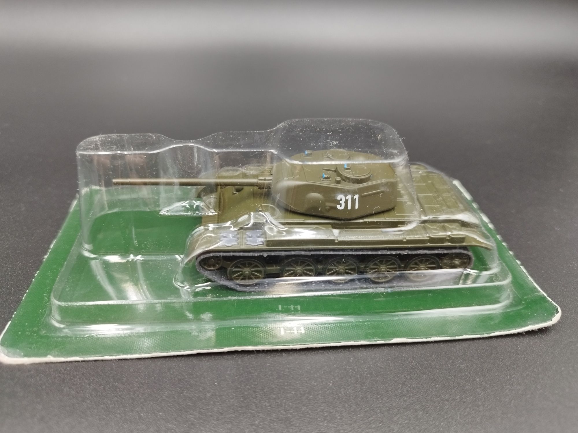 1:72 Eaglemoss  Czołg T-44 model