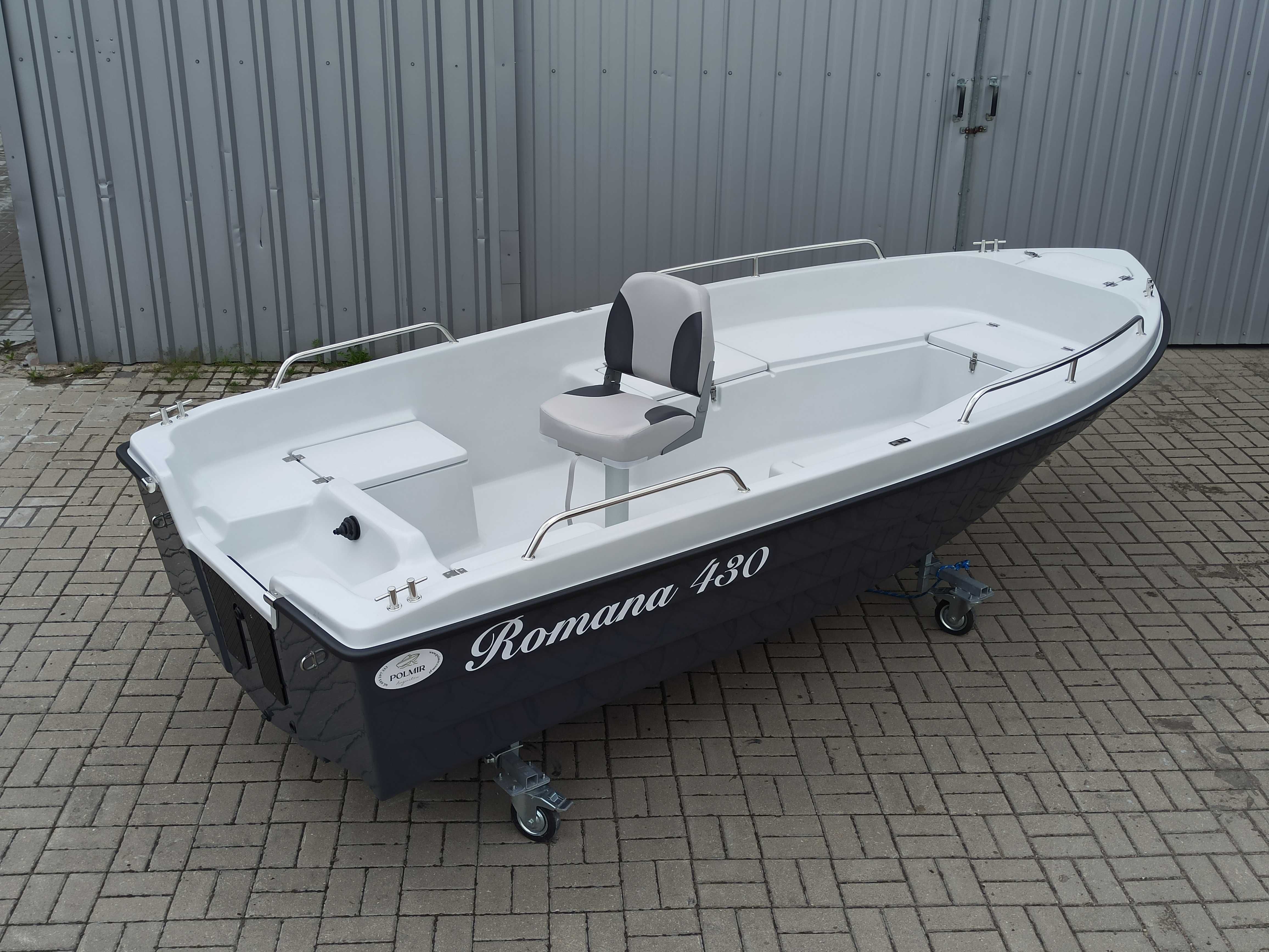 Łódź wędkarska motorowa ROMANA 430 pod dziobówkę z fotelem, 30 KM