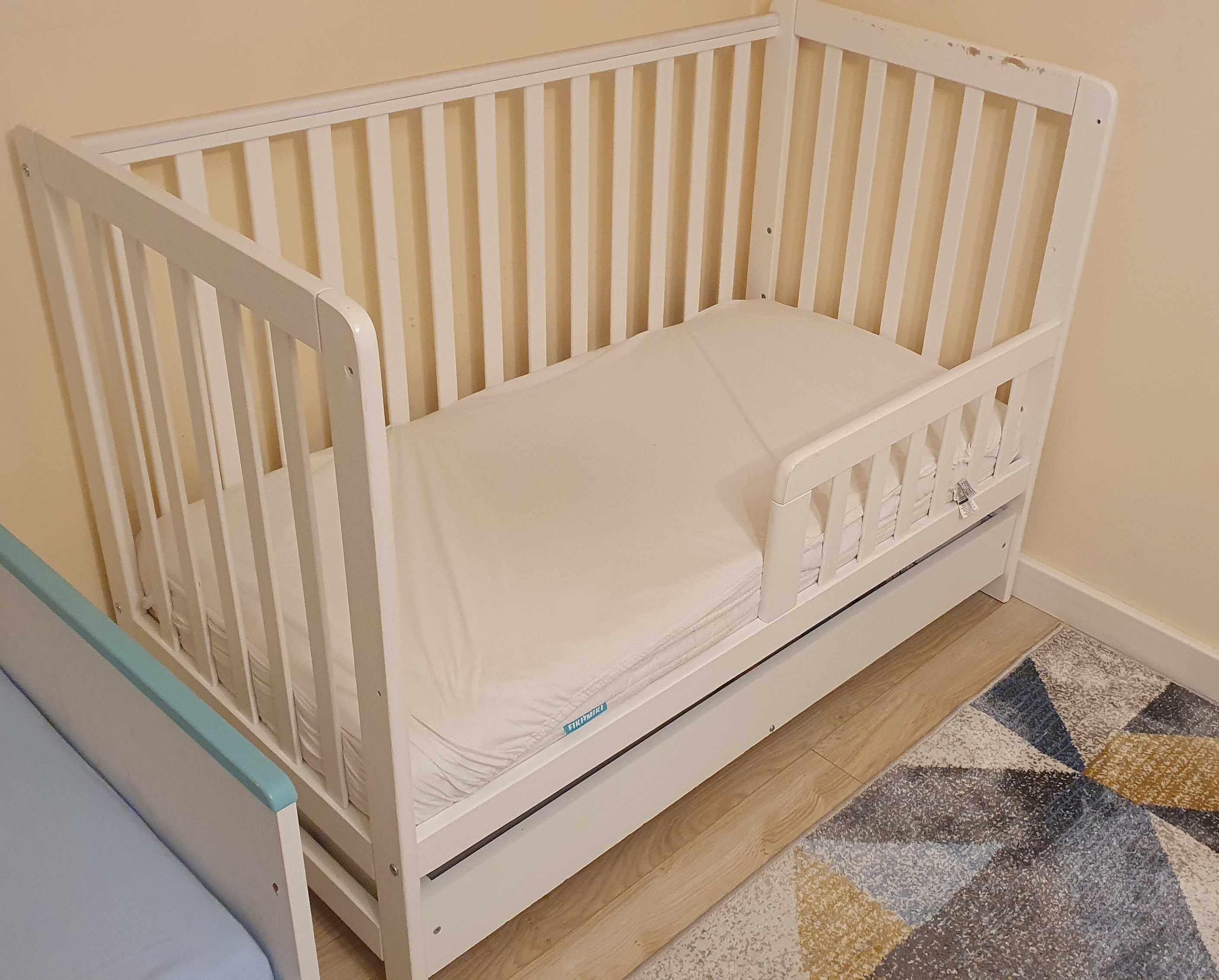 Łóżeczko, łóżko dziecięce 120x60 + materac + pojemnik