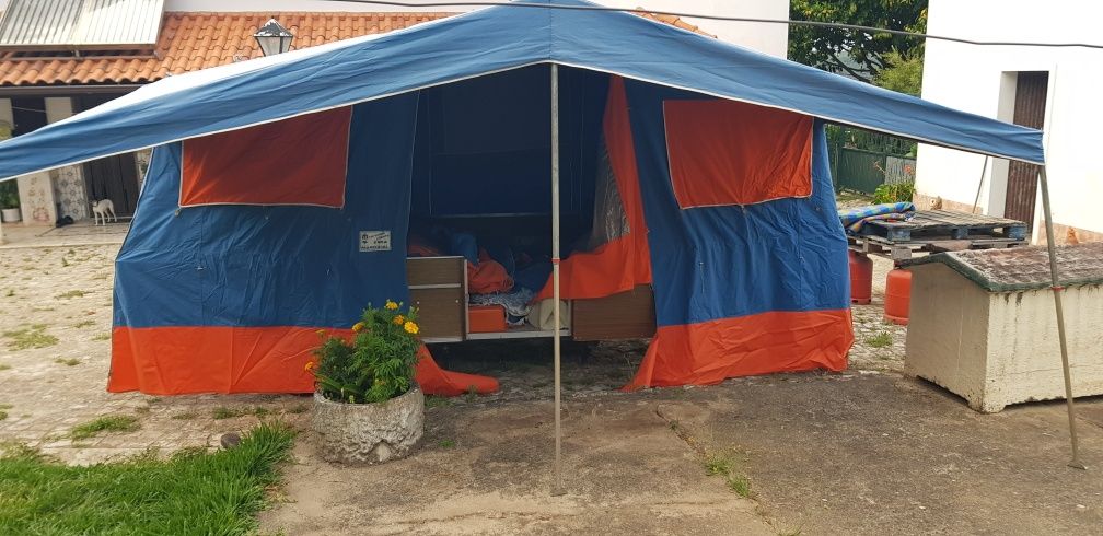 Atrelado tenda erka