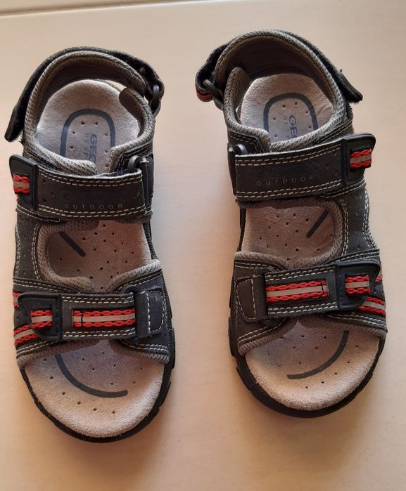 Sandálias Geox 30 menino excelente estado