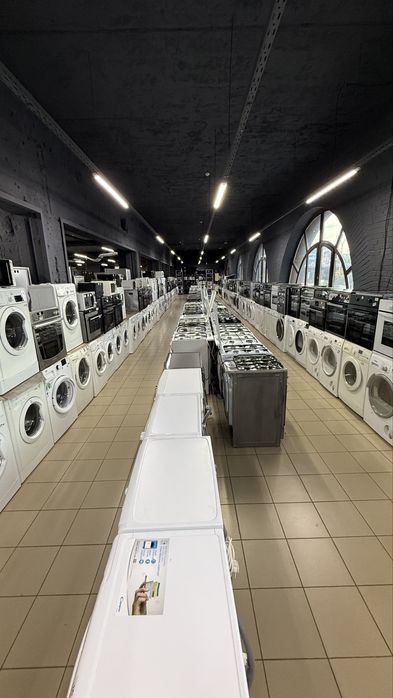 Холодильник INDESIT. Двокамерний NoFrost. Доставка (Київ, інші регіон)