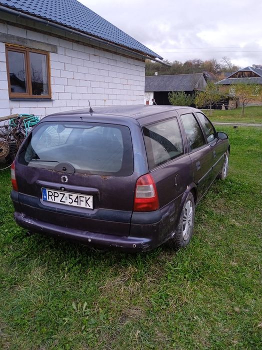 Продам Опель вектру б