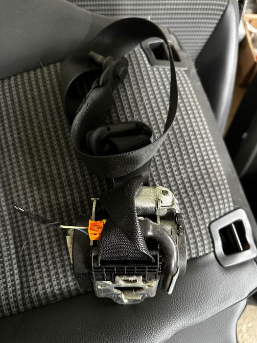 Mercedes w169 W245 pas bezpieczeństwa prawa strona