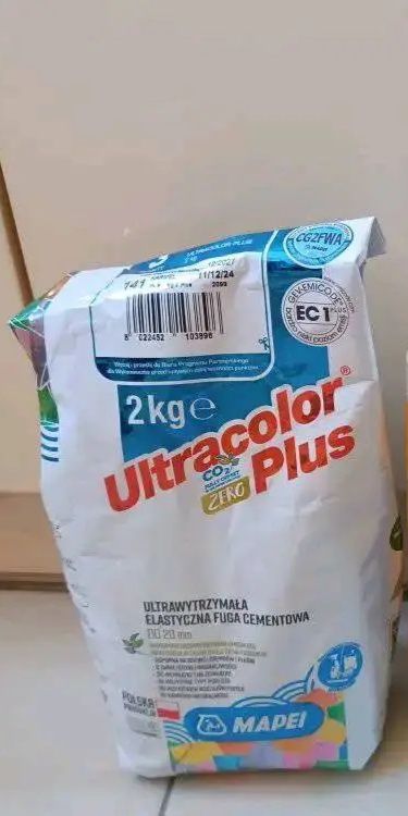 Gładź, klej do płytek, farba itp.