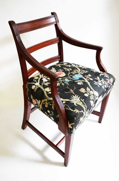 Fotel vintage odnowiony, 100-letni, brytyjski fotel.