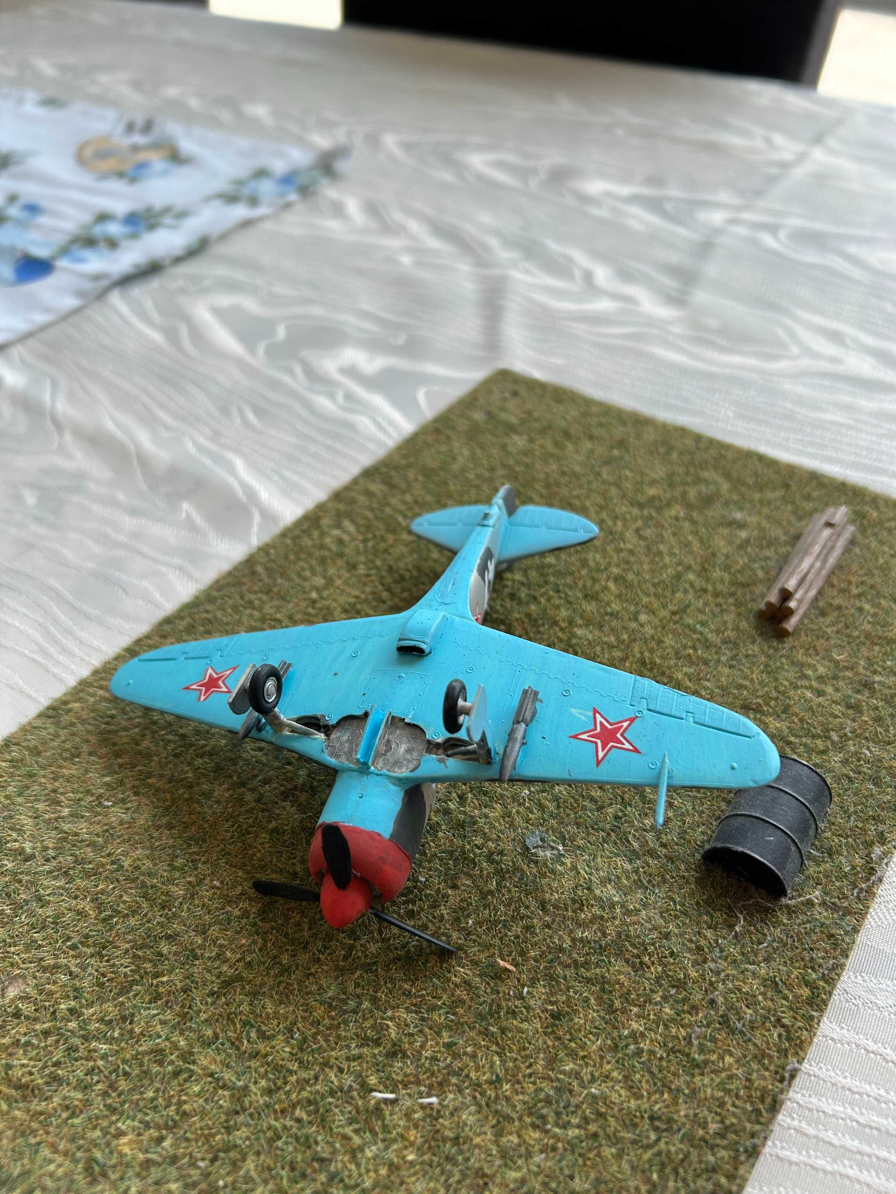 Do wyboru myśliwce Ła-7 i Jak 1B w sowieckich w skali 1:72 po 40 zl