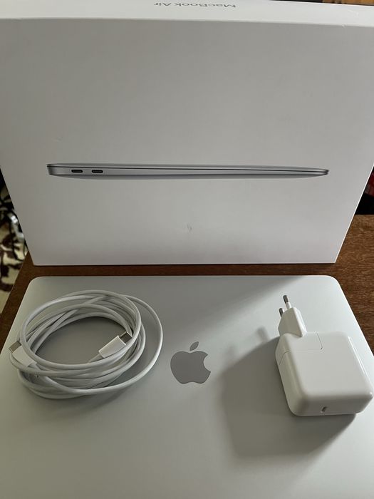 MacBook Air 2020 8/256
