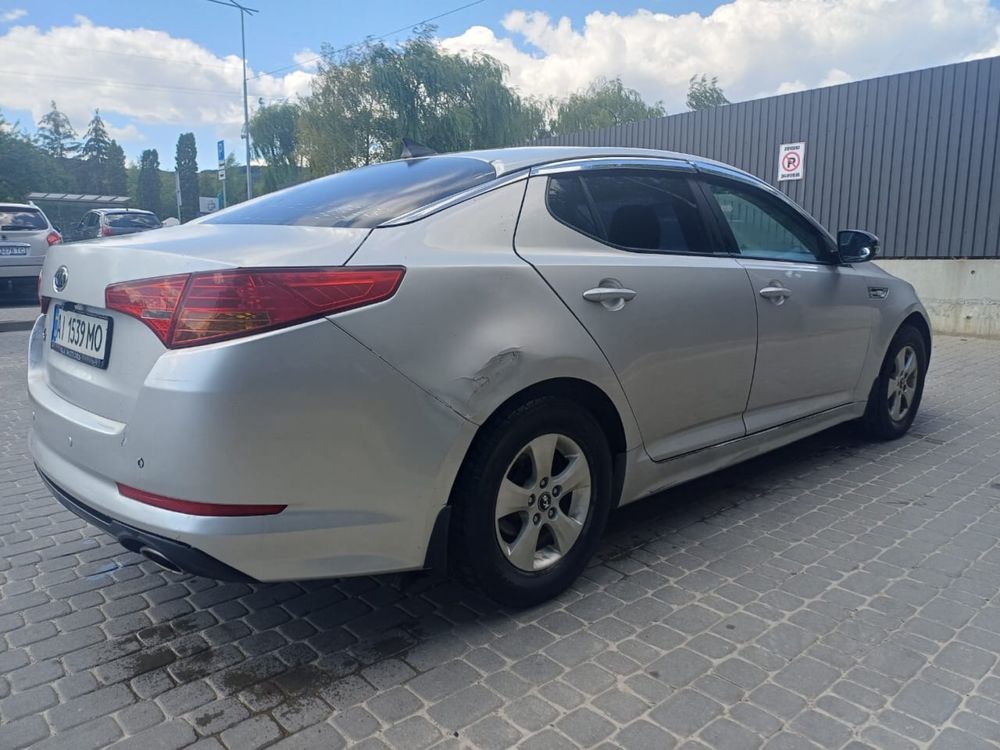 Продається  Kia K5 2012 2.0 Газ