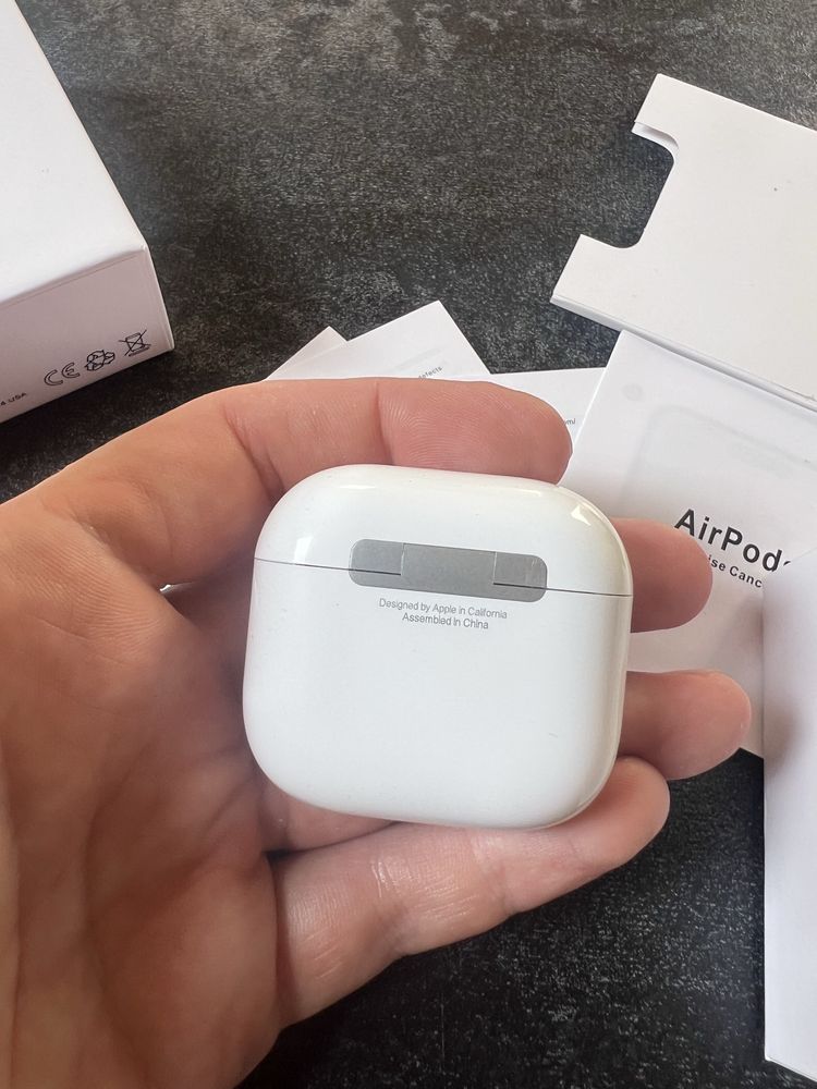 Навушники AirPods 4 | Найкраща якість за адекватною ціною