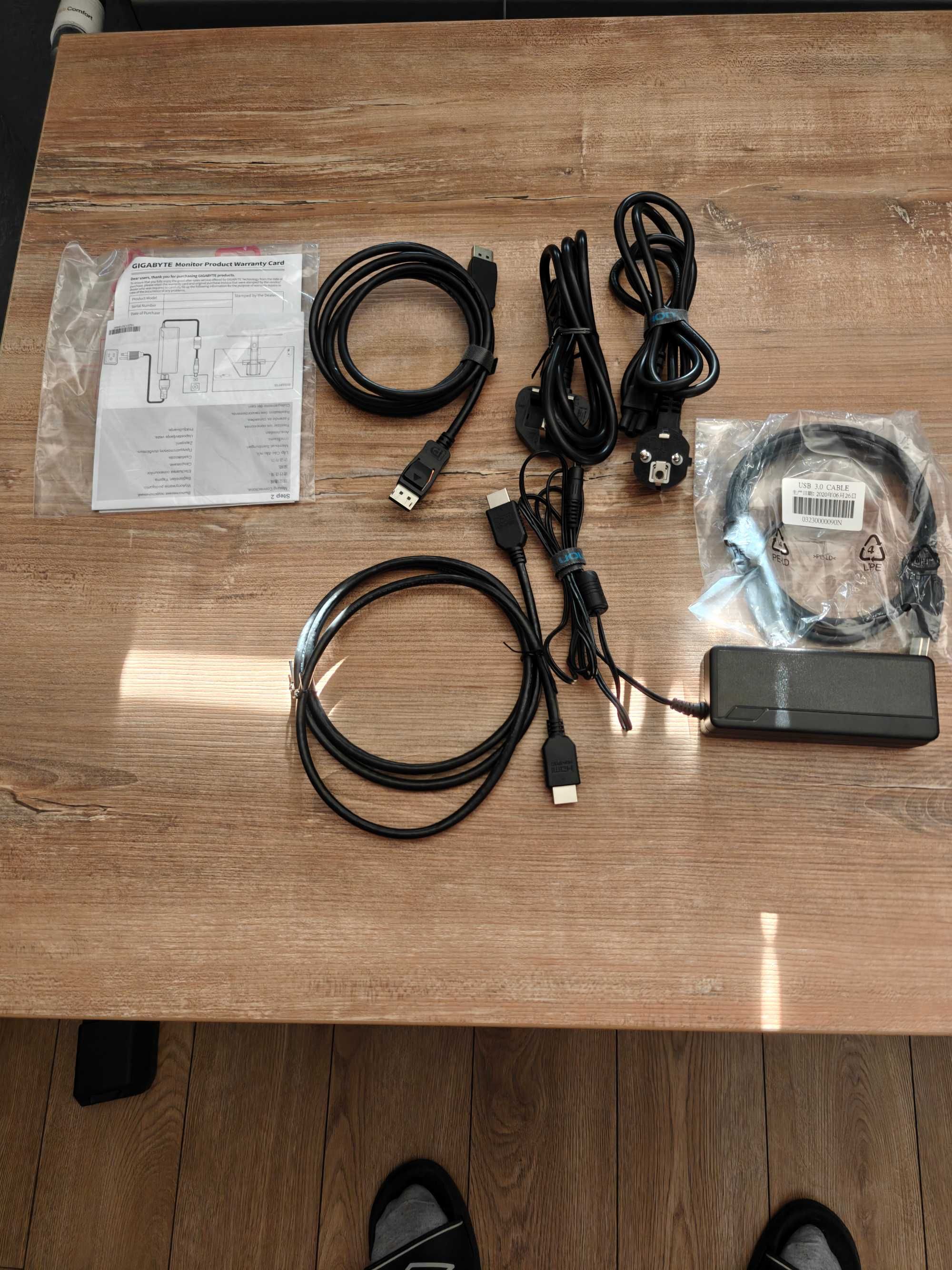 Gigabyte G32QC-EK 32-calowy monitor do gier 2560X1440 VA 2K czarny