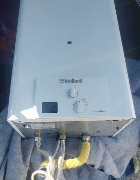 Esquentado "VAILLANT"