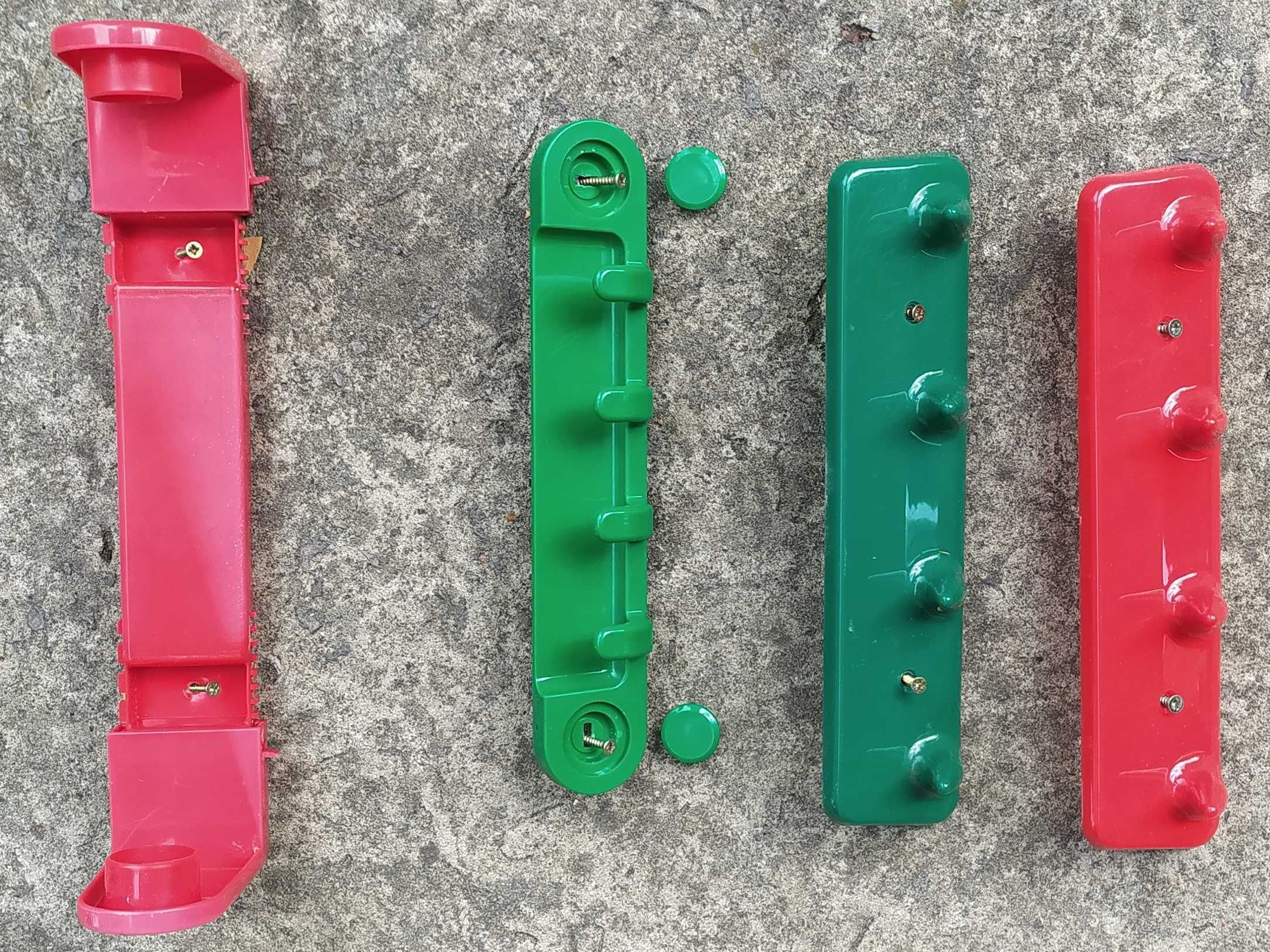 Duży zestaw akcesoriów łazienkowych plastikowych