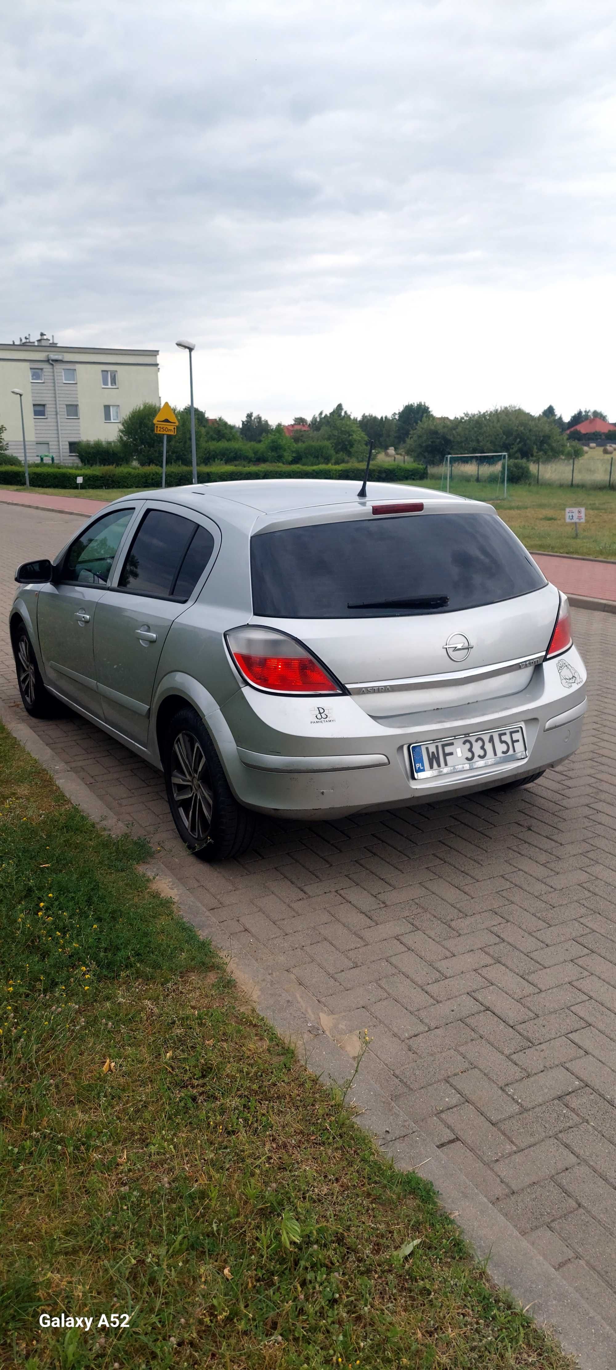 Opel Astra h 1.7 cdti
