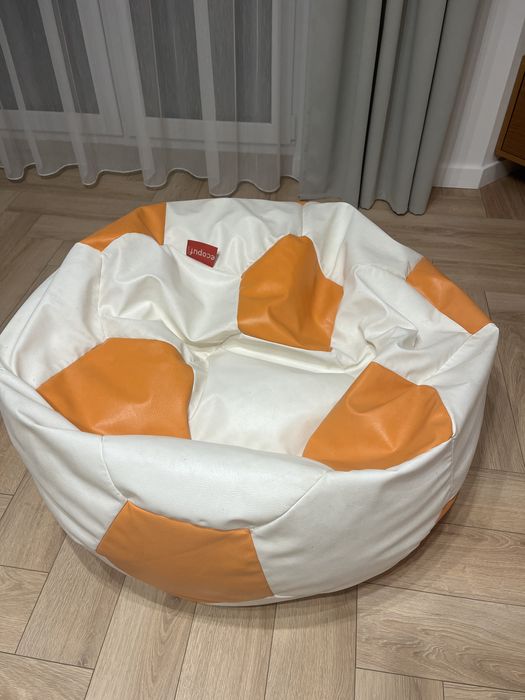 Pufa XL pilka nożna