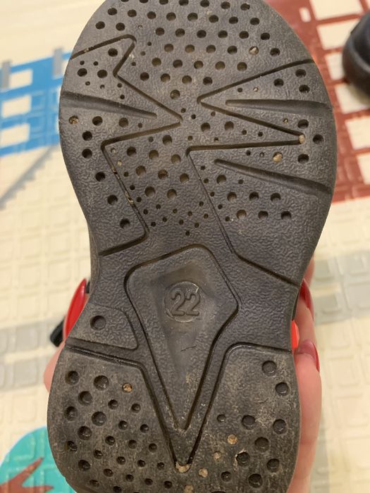 Дитячі утеплені хайтопи