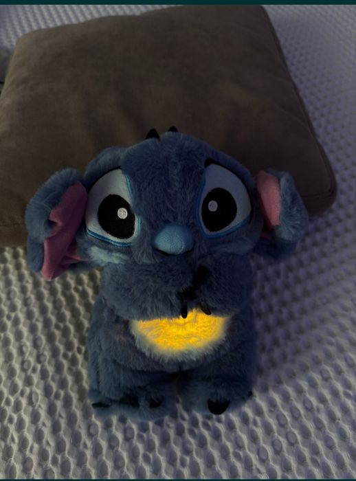 НОВА Дихаюча іграшка Стіч подарунок для дівчини куб тюльпанів ведмедик