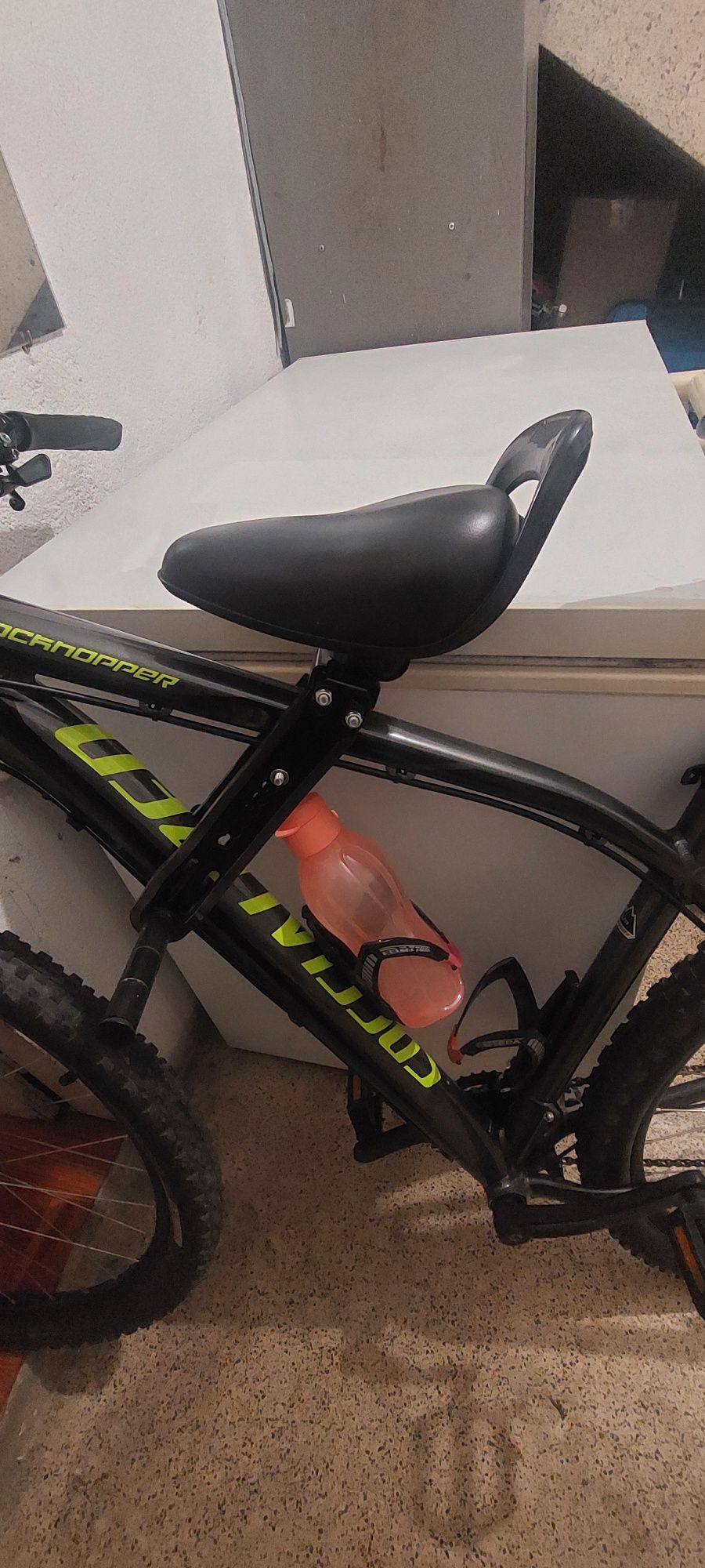 Banco de bicicleta transporte de criança