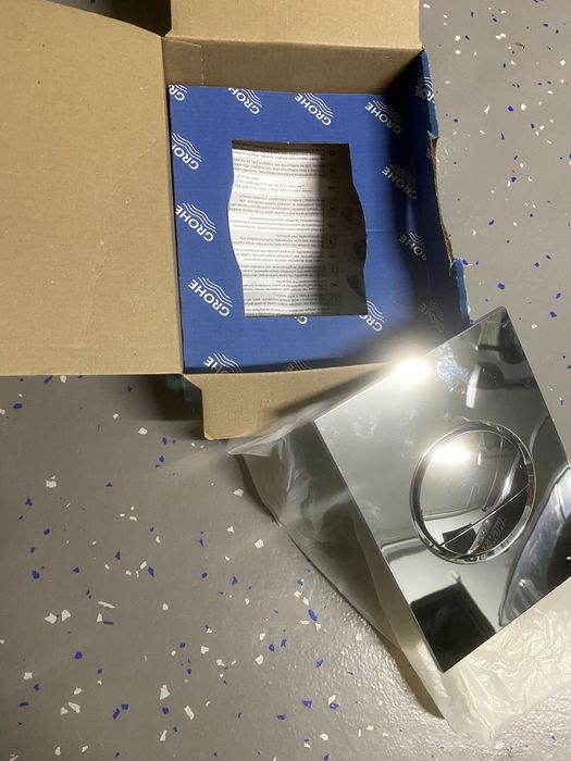 Grohe Nova Cosmopolitan S - przycisk sterownia