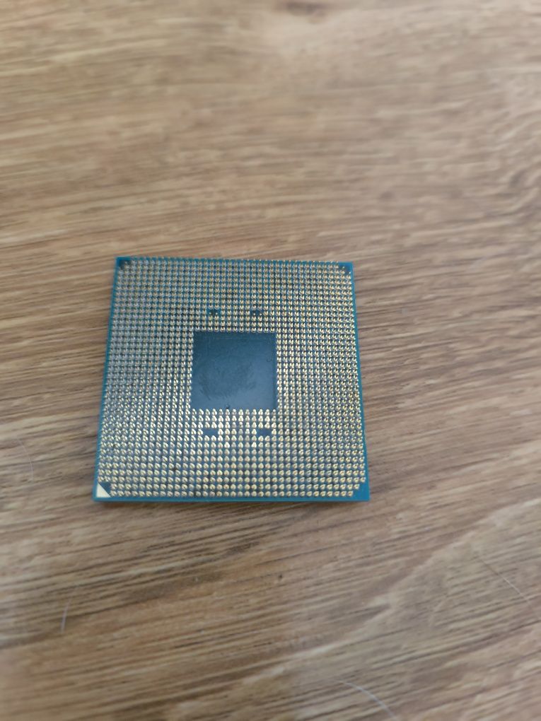 Процессор Ryzen 3 1200