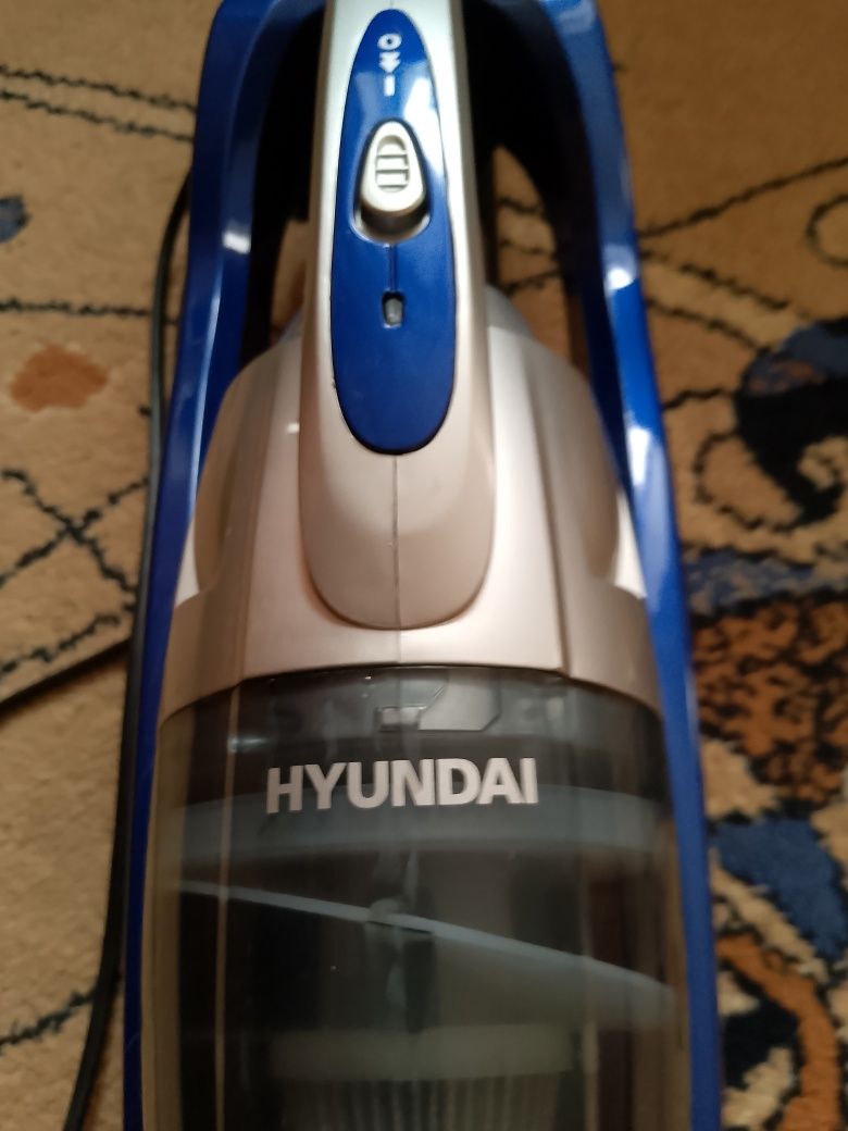 Продам пилєсос хюндай