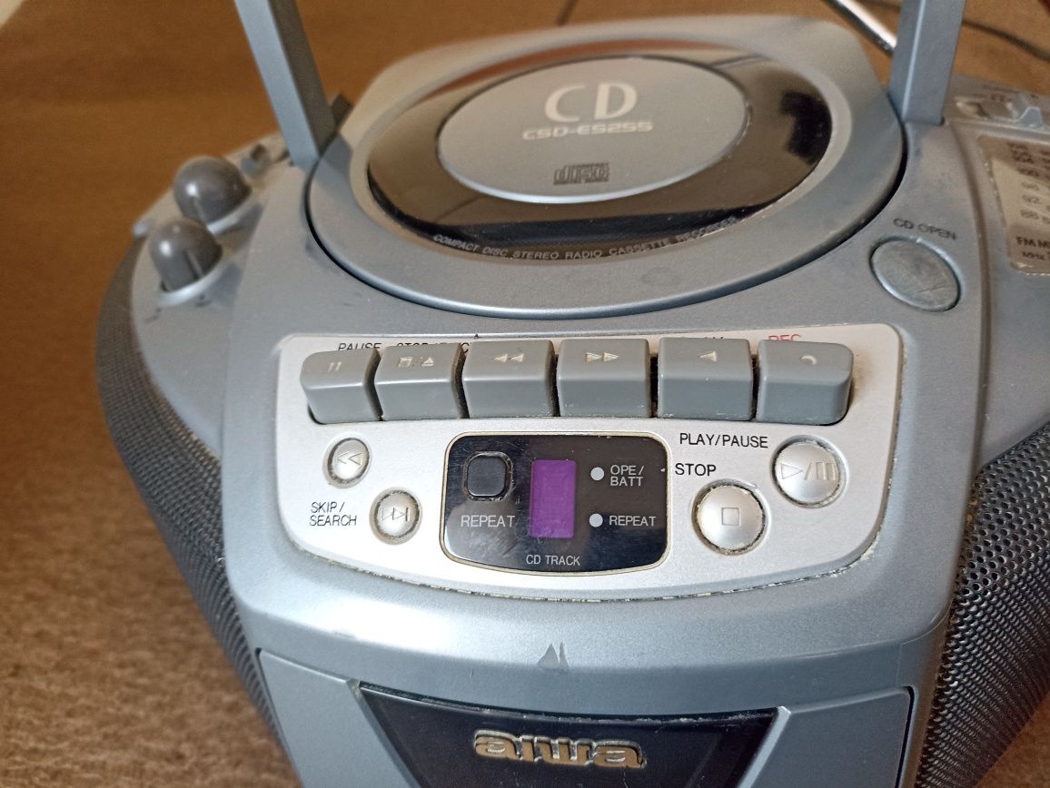 Radiomagnetofon przenośny CD Aiwa sprawny