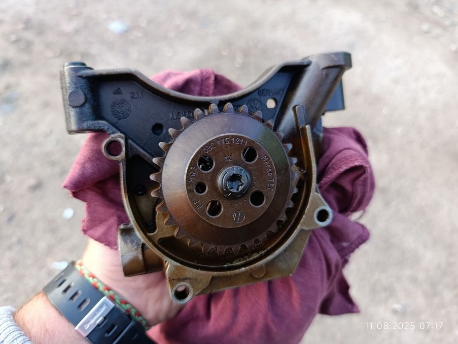 Масляный насос 1.4 tsi bmy