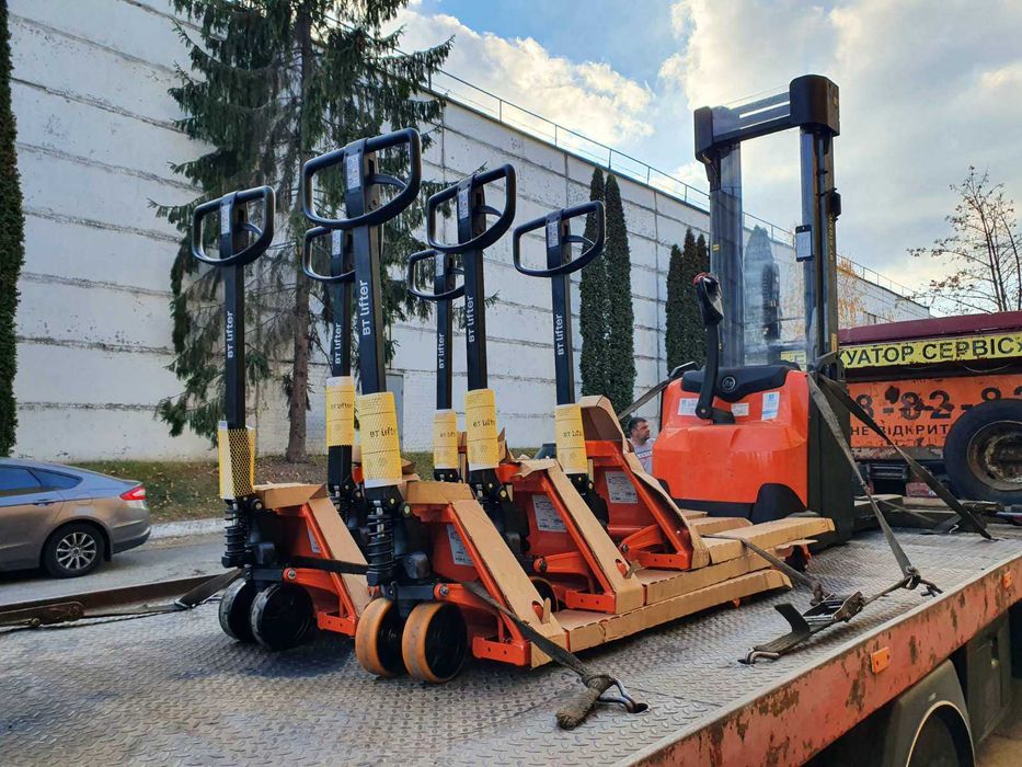 Складська техніка TOYOTA / BT. Штабелери, візки, річтраки, комісіонери