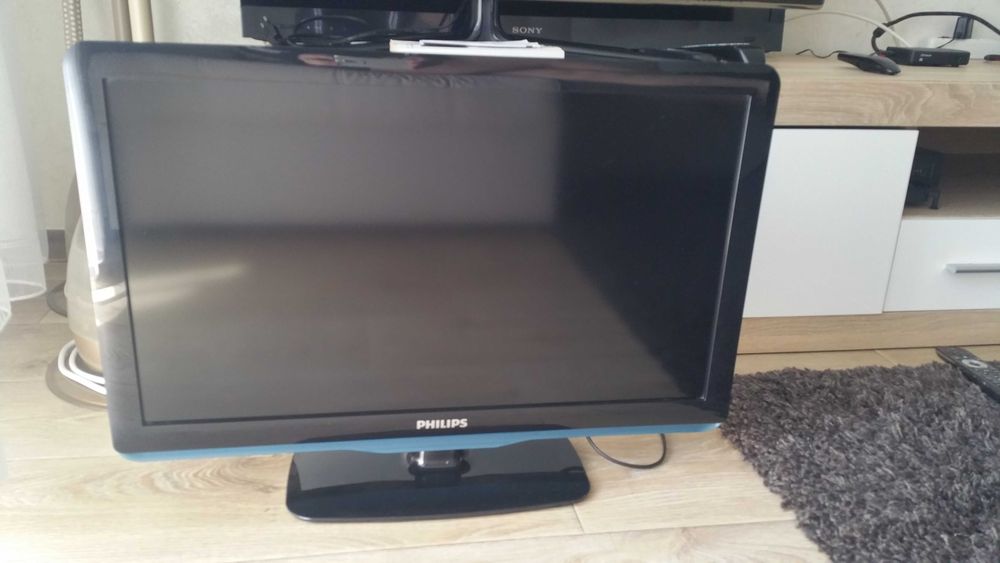HD телевизор Philips 26" диагональ