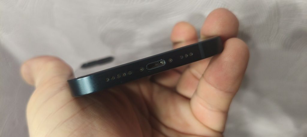 Микроволновая iPhone 13