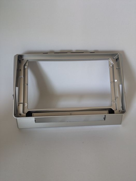 Autorádio Android Universal 9"2 + Moldura Adaptadora (NOVO)