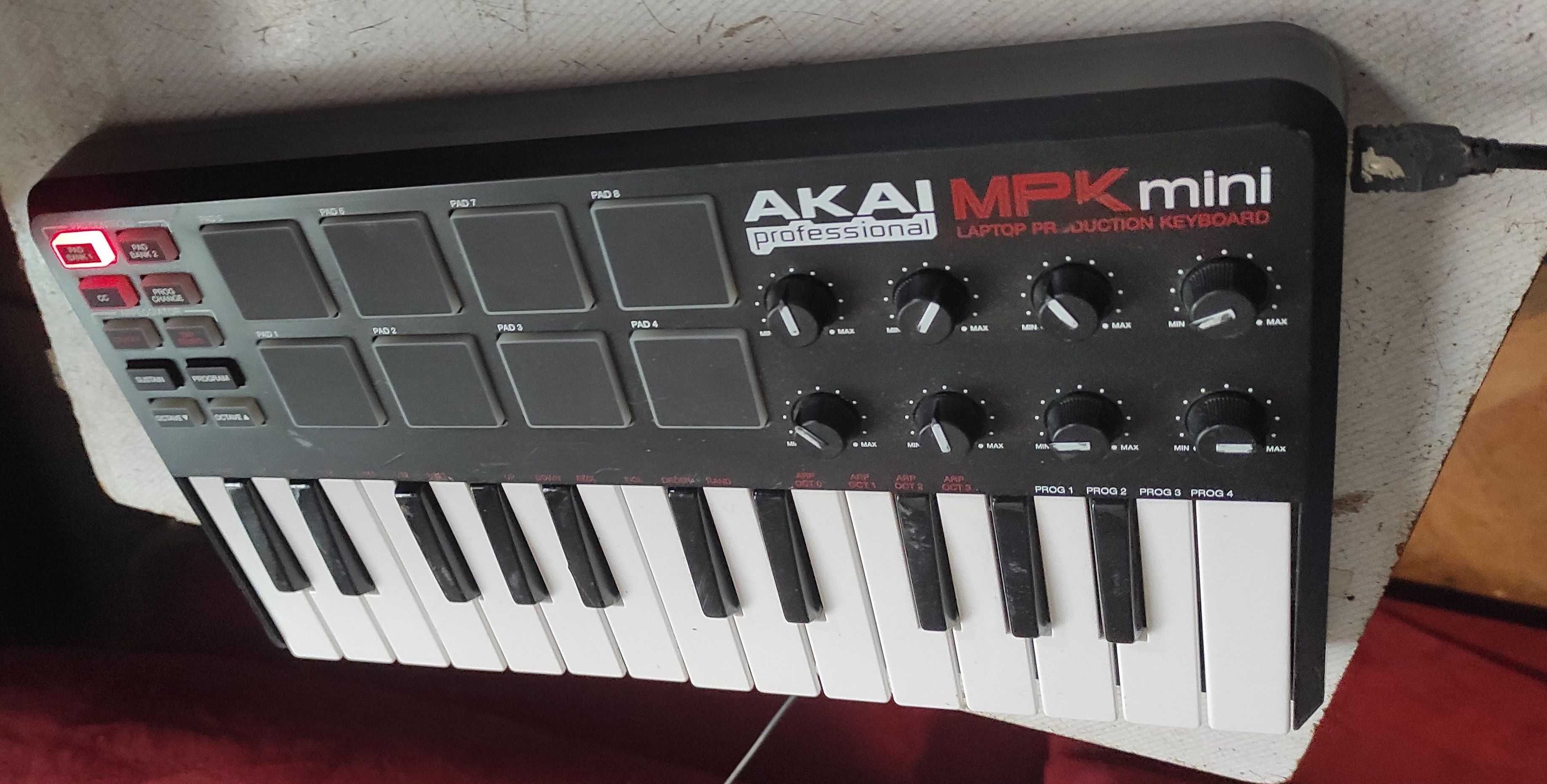 Keybord Akai MPK Mini