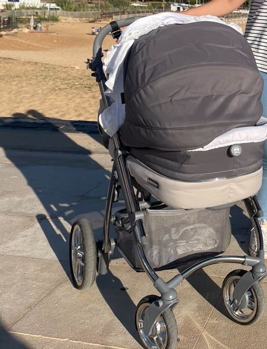 Vendo carrinho de bebé