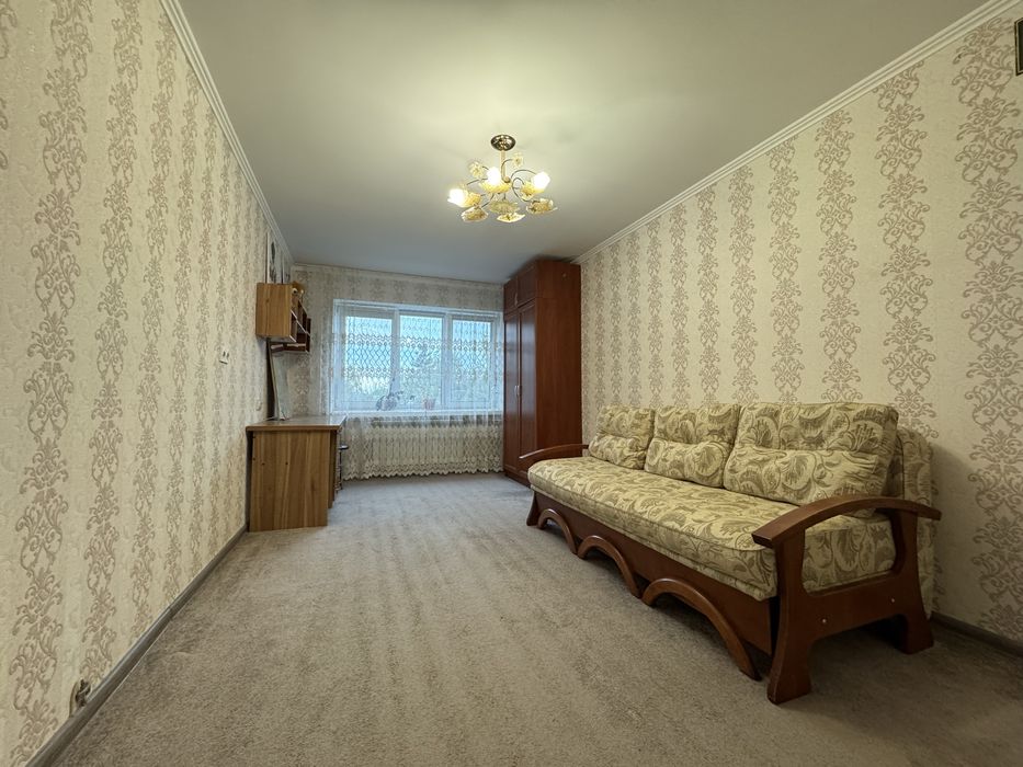 Здам в оренду кімнату для дівчини, р-н Чайки (вул. Князя Романа)