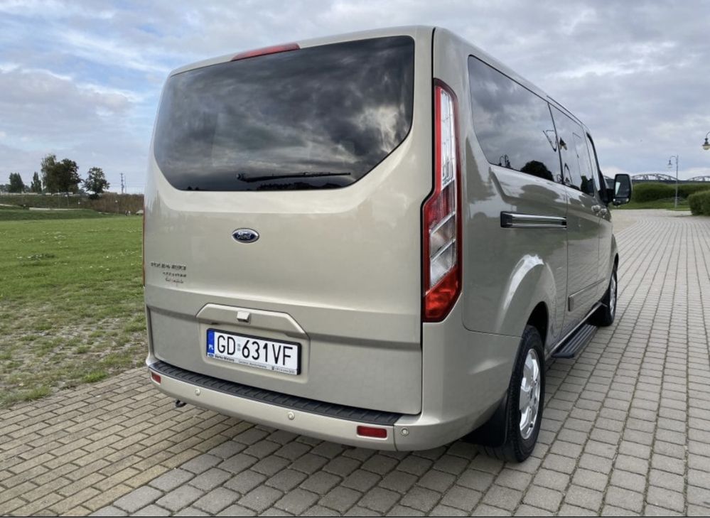 Wynajem samochodow Ford Tourneo Elblag i okolice