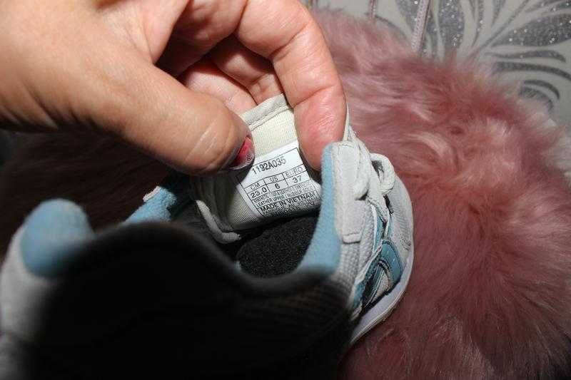 Asics кросівки 24 см устілка