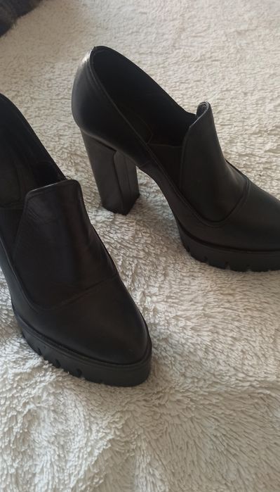 Botins Seaside e botas Zara