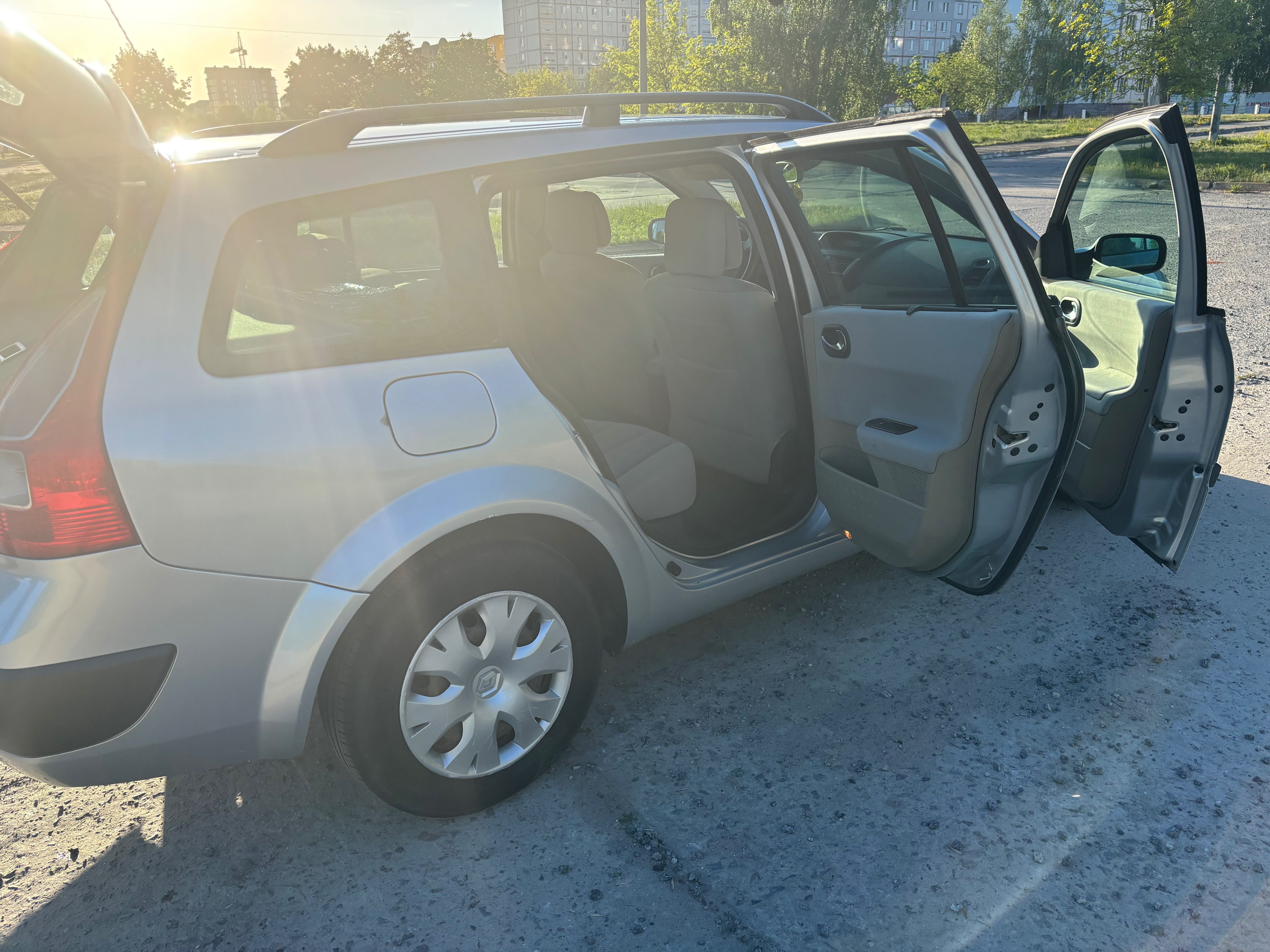 Продам автомобіль Renault Megane 2 2006 року