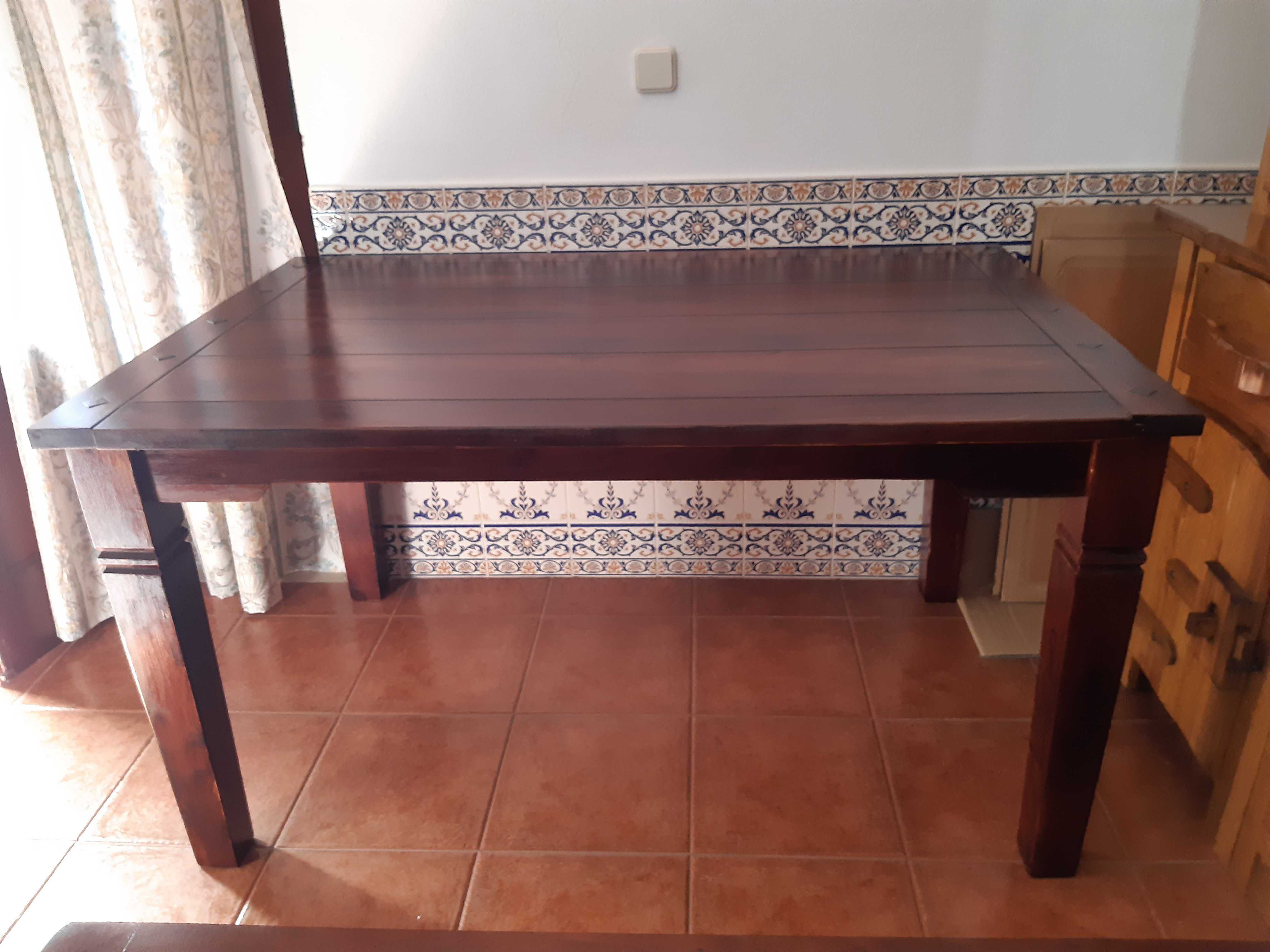 Mesa Sala de jantar de madeira de acácia maciça - Estilo Rústico